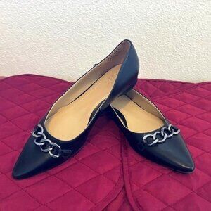 Naturalizer Bobby Black Flats with Chain Detail NWOT